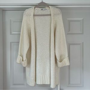 Zara - cozy cardigan